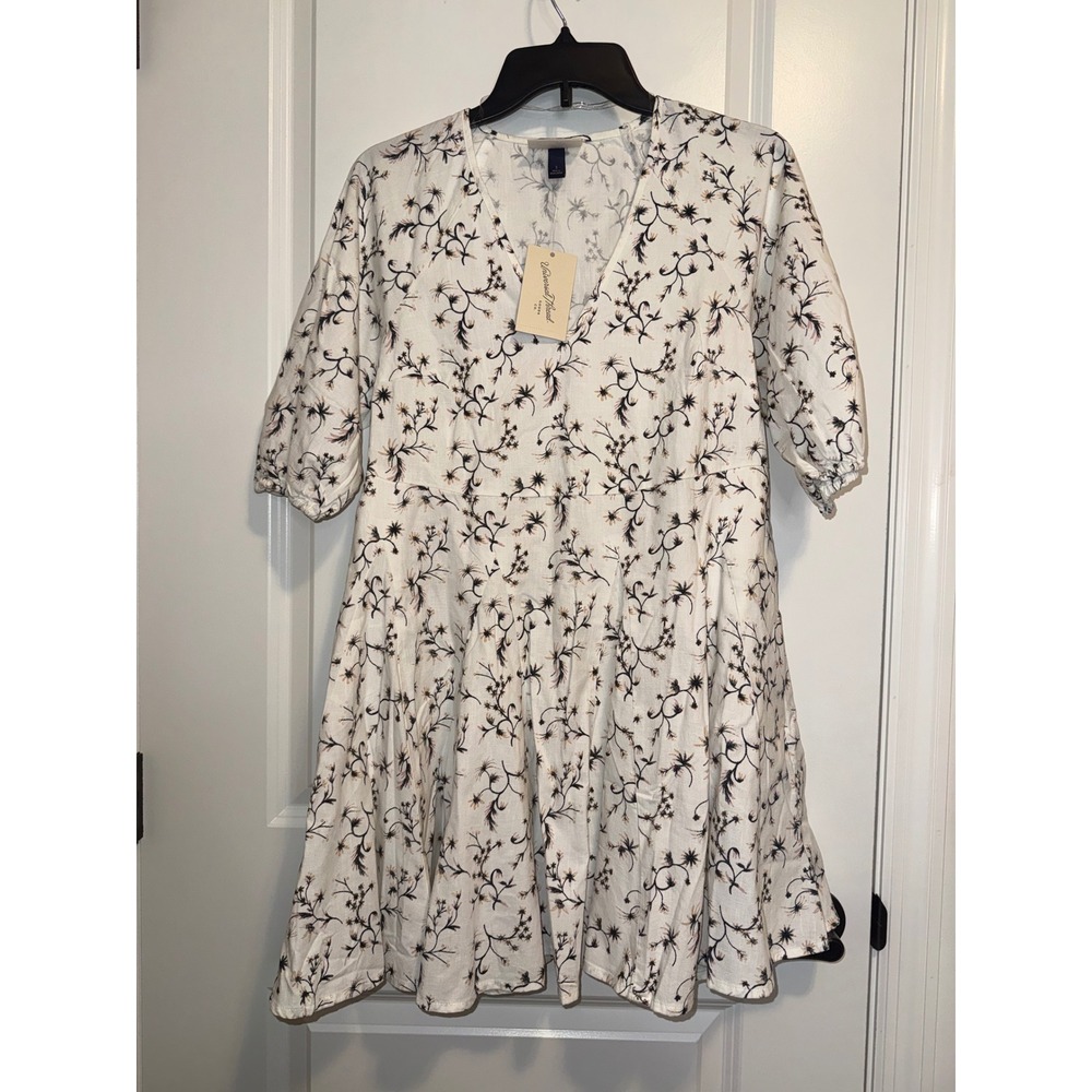 Universal Thread Mini Dress Womens Small White NWT Floral Babydoll Boho Summer